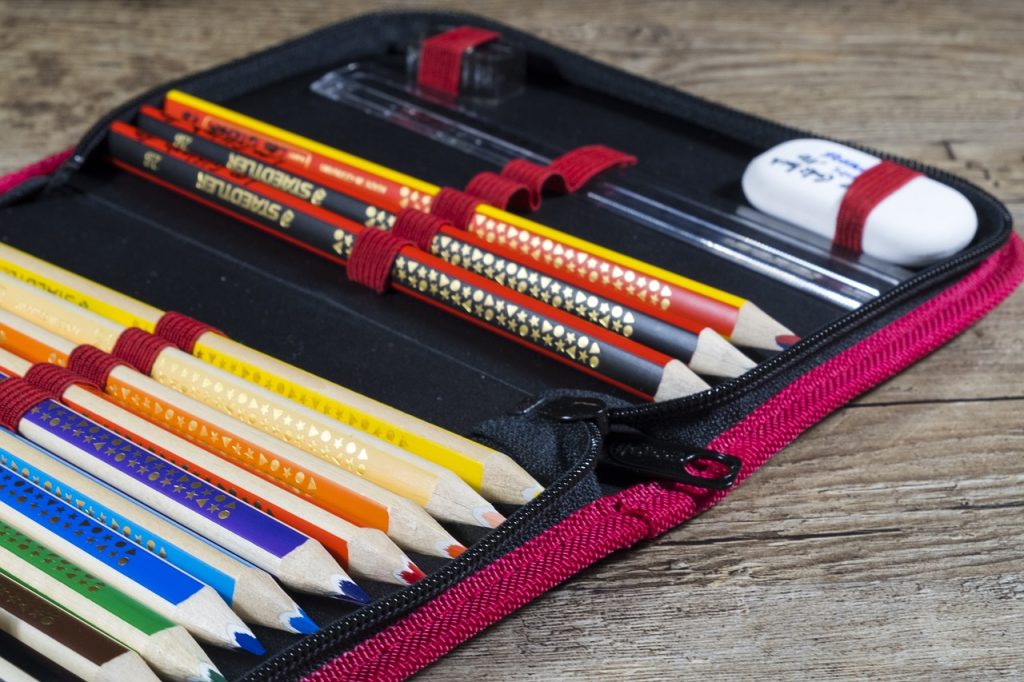 back to school, school, pencil cases-2737003.jpg